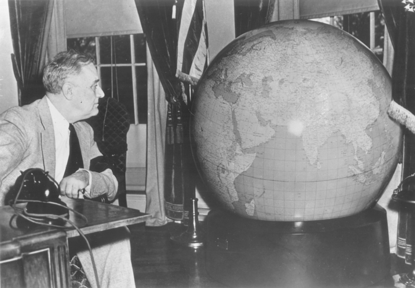 The President’s Globe, world maps online