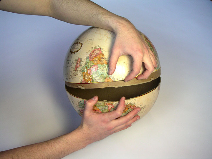 DIY – Turn that old globe into a hanging lamp